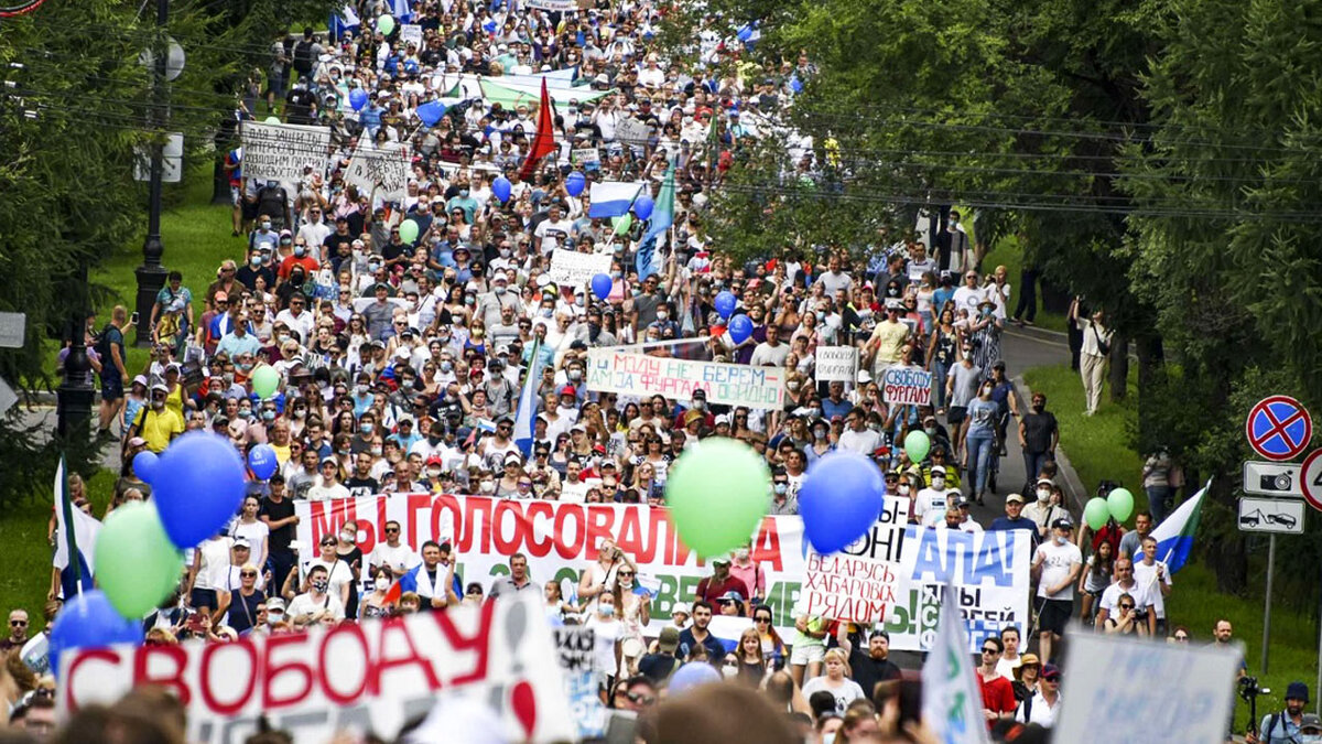 В Хабаровске проходит уже пятнадцатый митинг в поддержку экс-губернатора Фургала.