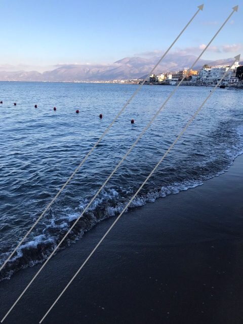 Пример композиции с нисходящей диагональю