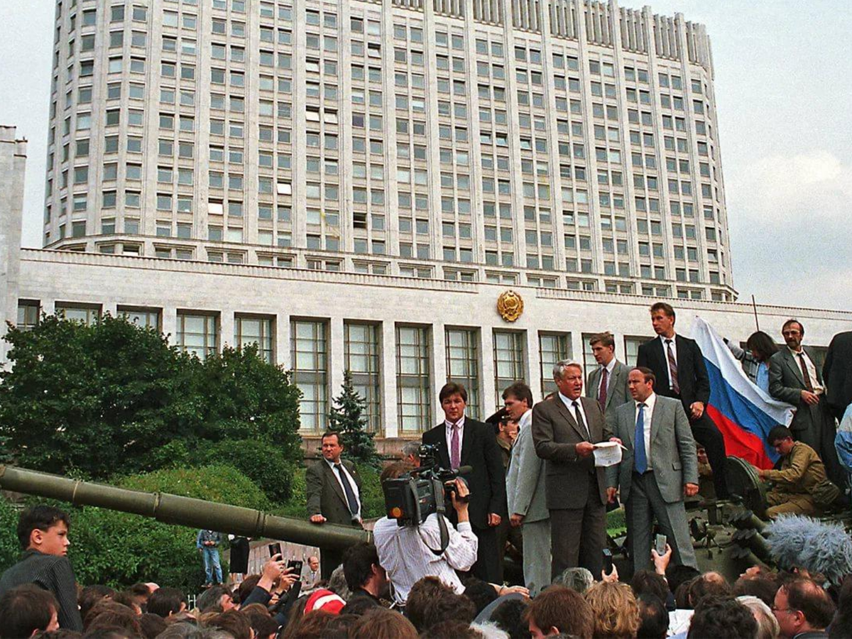 Августовский Путч 1991 года — развал Советского Союза