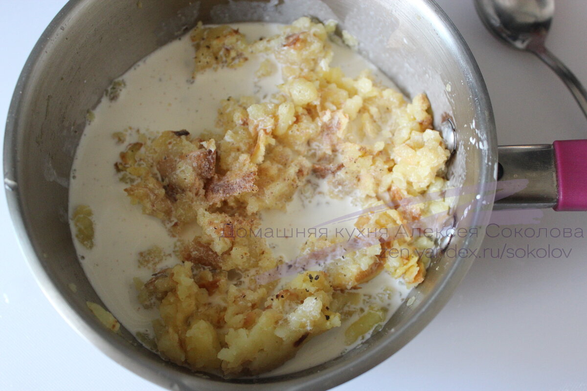 Никто не мог угадать, как готвить мое невероятное картофельное пюре без варки и жарки. А все очень просто: Рецепт…