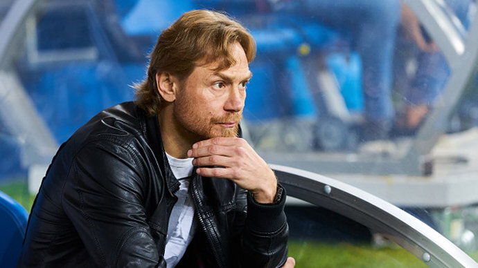 Валерий Карпин