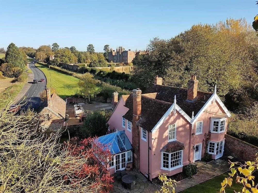 городок Содбери, Англия.