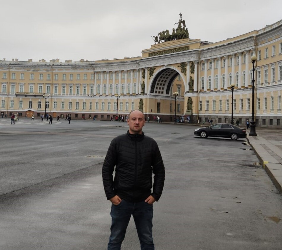 Я - Денис Данилов, руководитель юридического центра "ЗАщитник". Подписывайтесь на мой блог в Яндекс.Дзене - будет много полезной и интересной информации :)))