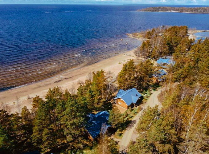 Есть грант для 2 участников.