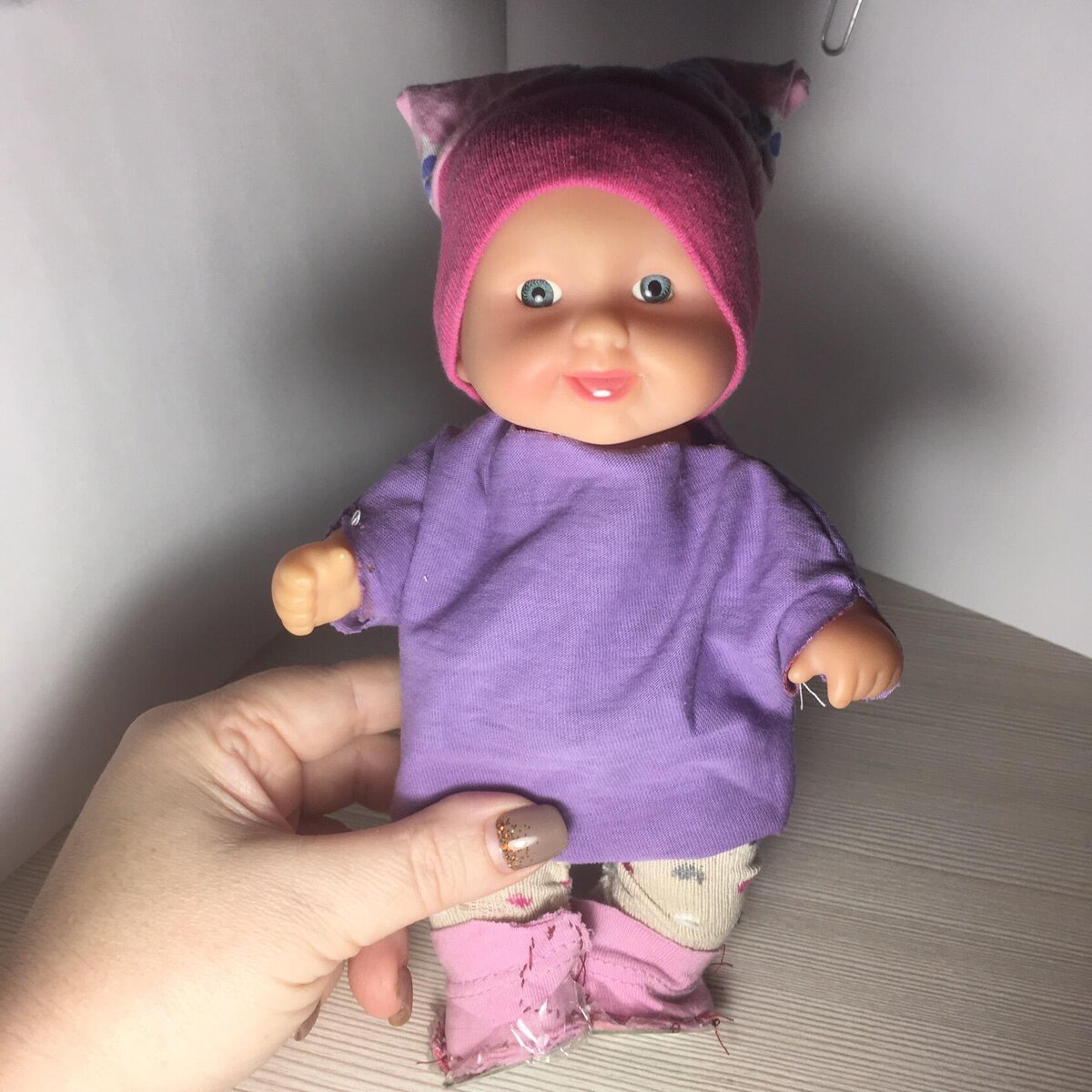 фото из личного архива. Шапочка и колготки - из носочков, туничка - из маленькой футболки