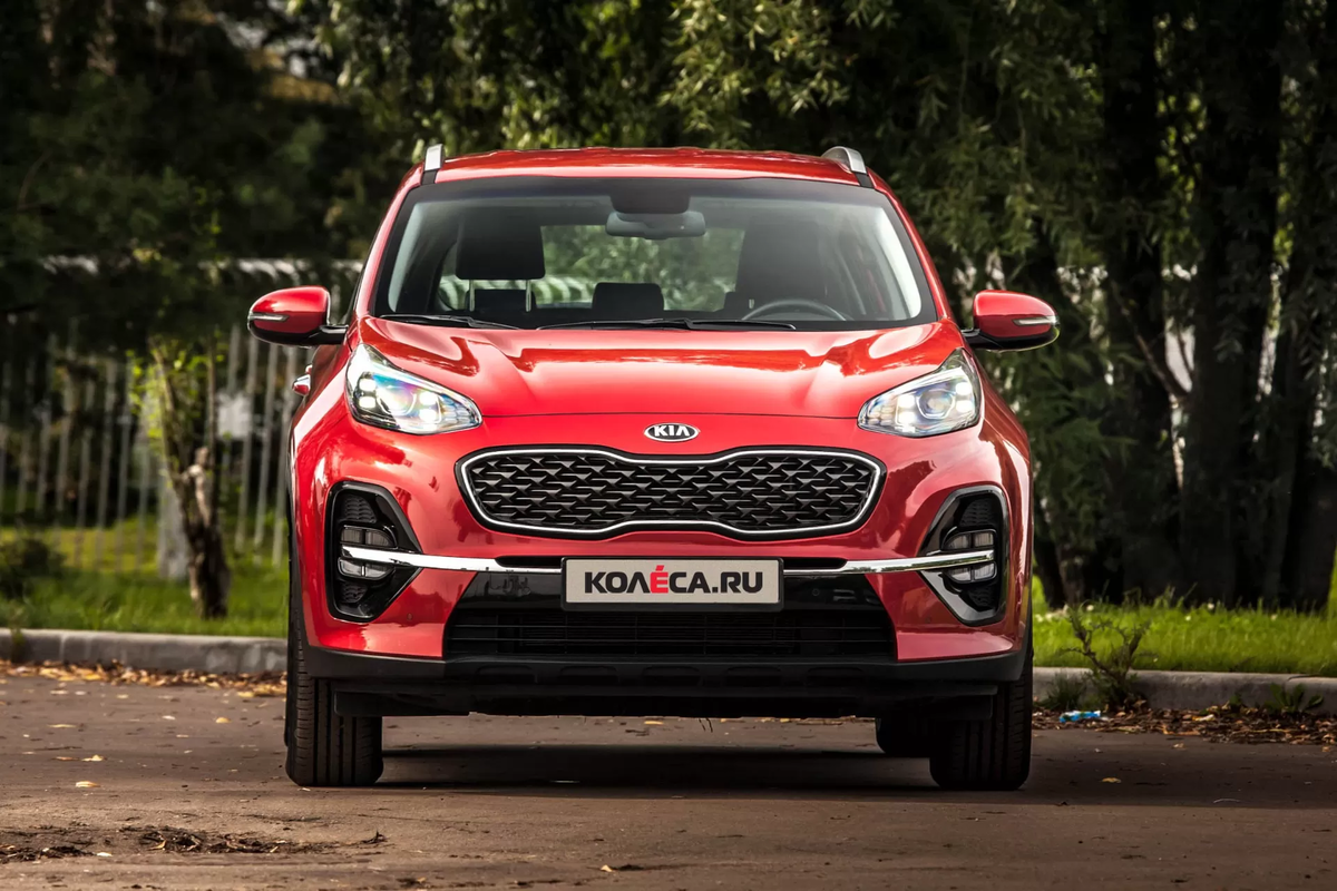 Ремонт sportage. Киа Спортейдж 2022. Kia Sportage 2022 Red. Kia Sportage 2022 красный. Hyundai Sportage 2022.