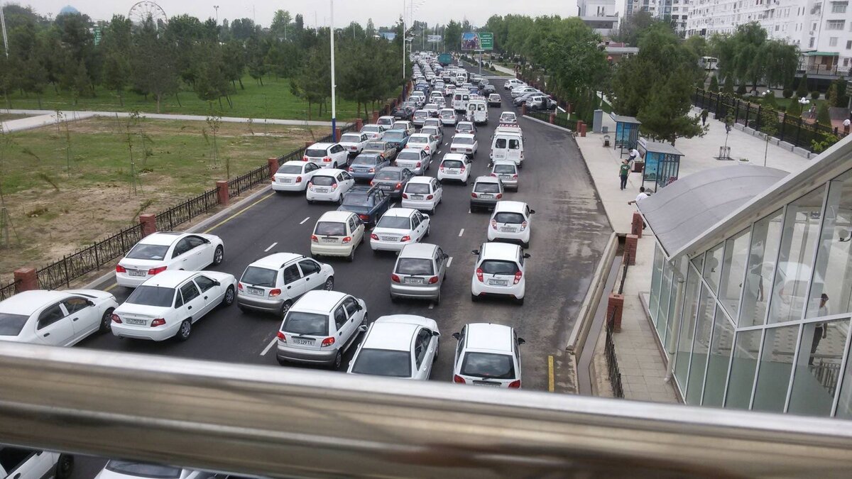 Пробка в Ташкенте 