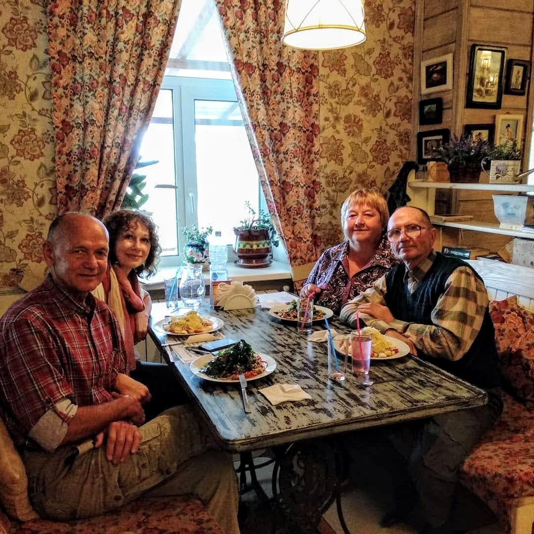 Селигер. Ресторан "Уха" в Осташкове.Отмечаем день рождения Владимиру Викторовичу