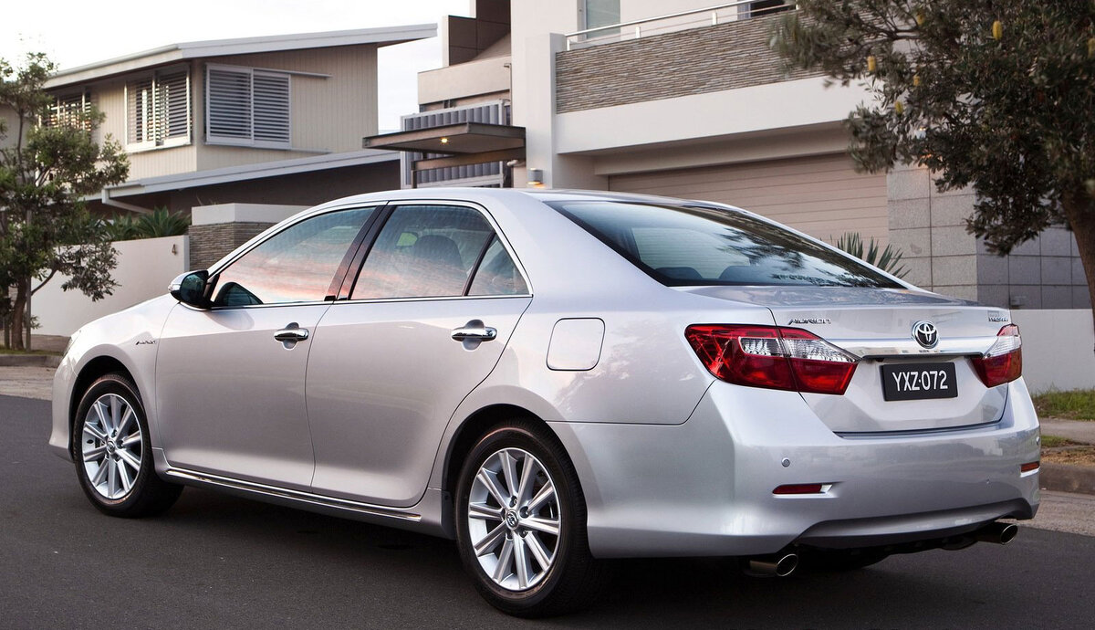 Camry v50