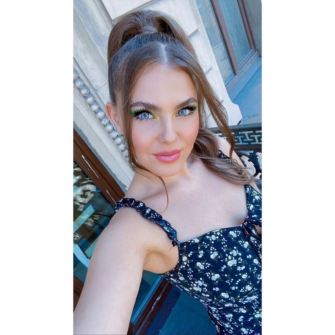 Софья Таюрская. Фото: www.instagram.com/sonyatayurskaya/