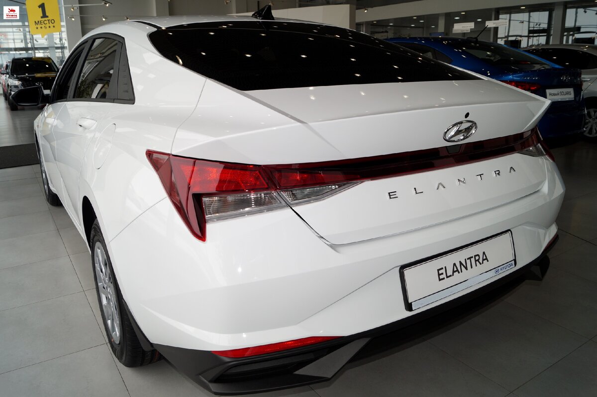 Обзор нового автомобиля Hyundai Elantra. Описание технической части и  фотографии салона авто | МЕХВОД | Дзен