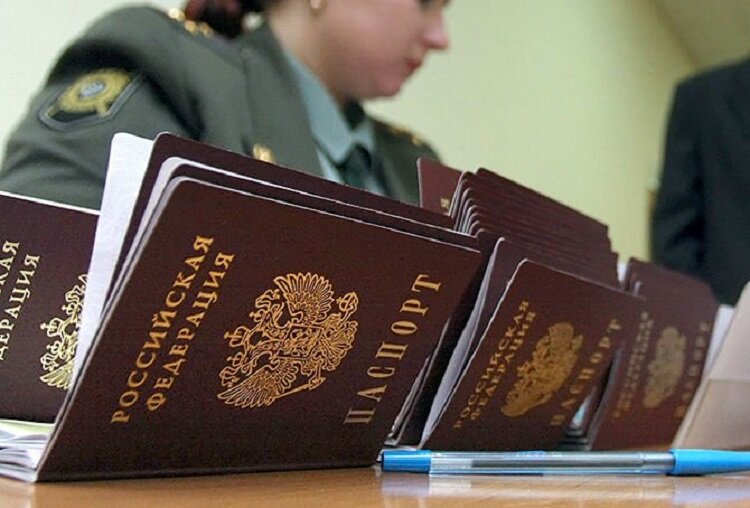 Поменять даже действительный паспорт дело непростое