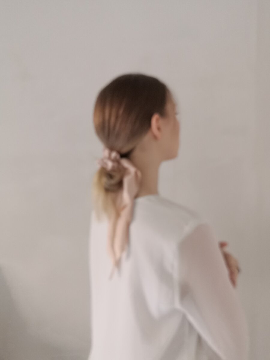 Тут у меня просто сбился фокус, но и такой результат выглядит интересно и эстетично