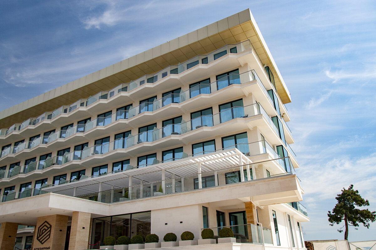 Пансионат «Лучезарный» 