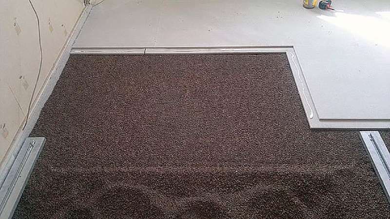 
Немецким производителем стяжка Кнауф сухая позиционируется, как Суперпол, пригодный для эксплуатации в сухих и влажных помещениях, температура внутри которых не опускается ниже + 10 градусов.