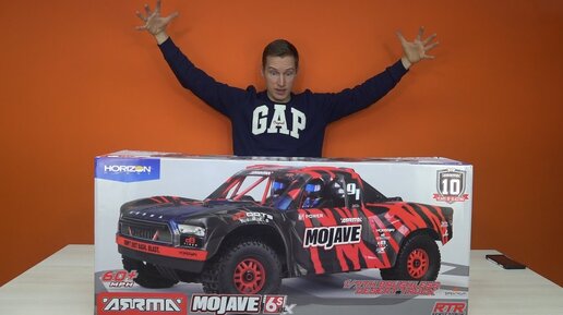 Беги Traxxas Udr, спасайся Losi Baja Rey ... Он пришел... Огромный Arrma Mojave