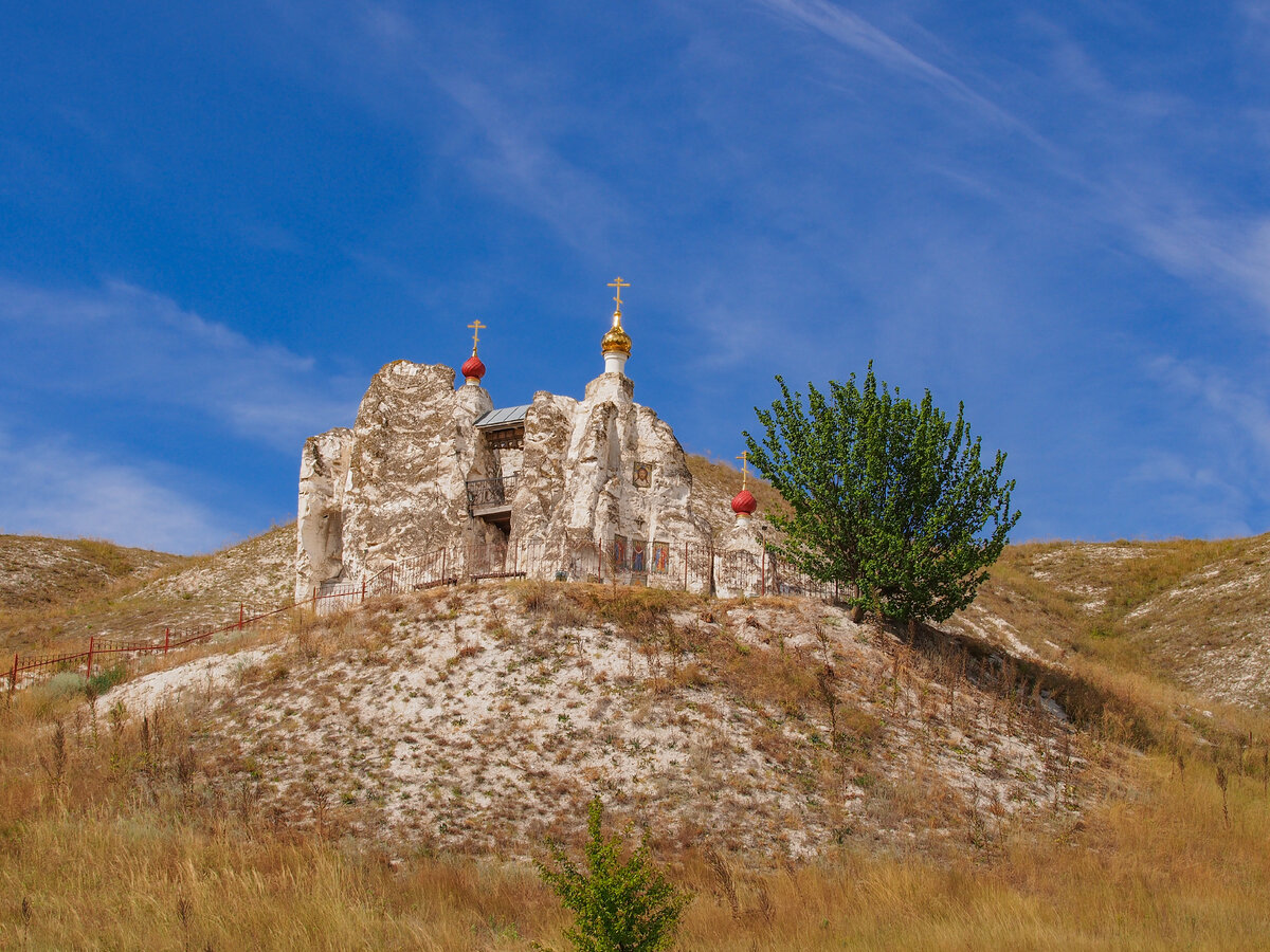 Самые красивые храмы в скалах. Где такие можно увидеть в России. | Travel  Passion | Дзен