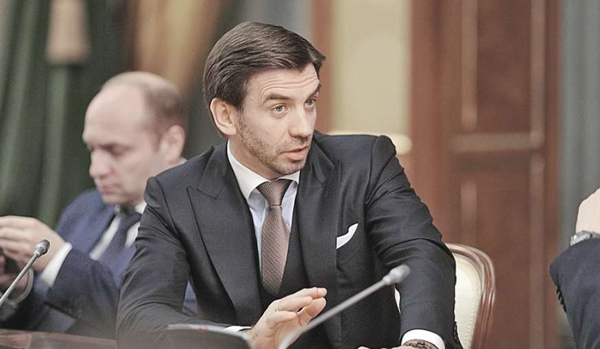 Михаил Абызов.