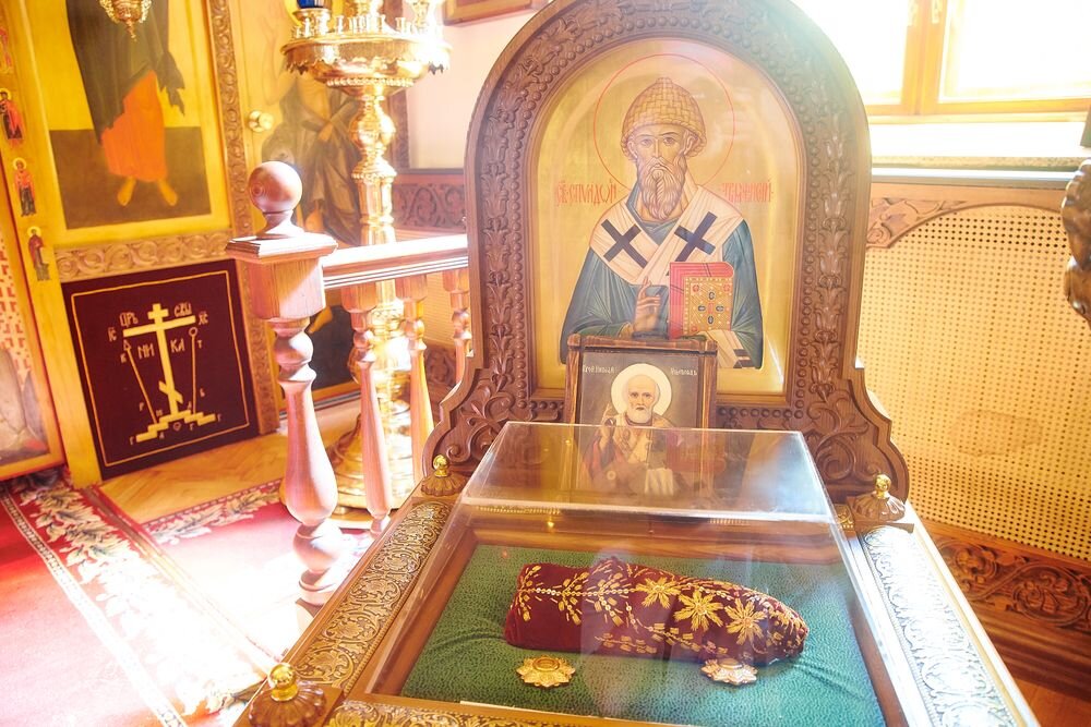 Башмачок Спиридона Тримифунтского в Николо-Сольбинском монастыре