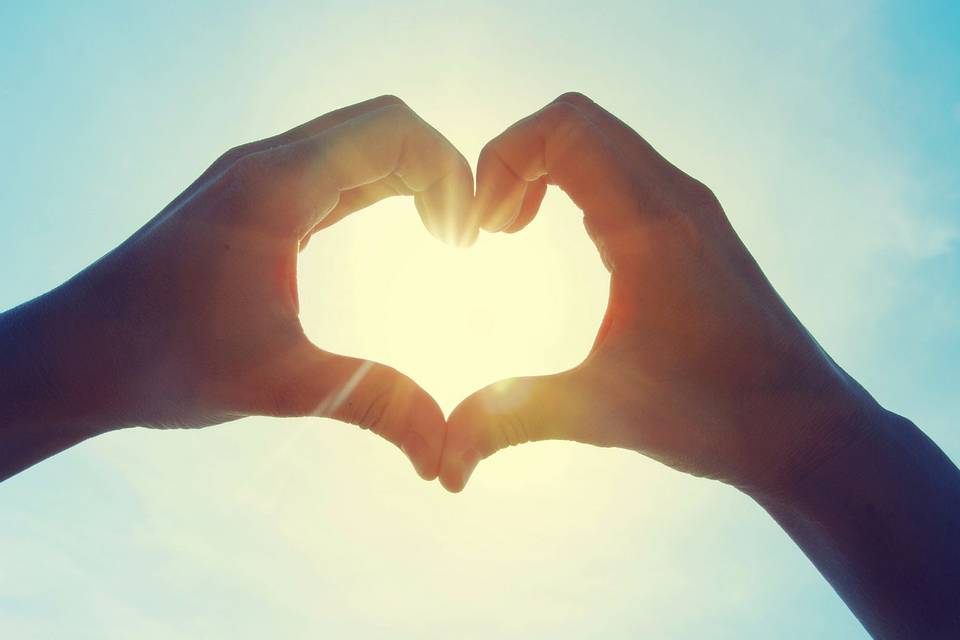 Сердце — символ любви. Взято из интернета