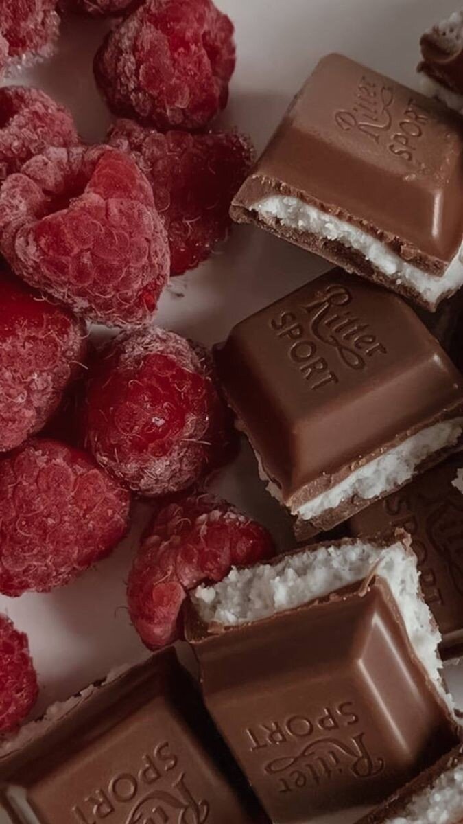 можно есть всё, главное чувствовать меру.