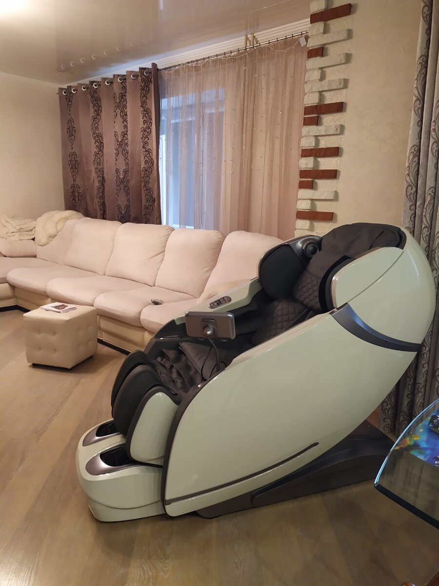 Массажное кресло Casada Skyliner2