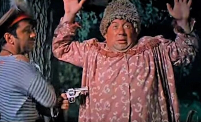 Смирнов не сдался перед реальностью, а принял всю ее суровость. /Фото: avatars.mds.yandex.net