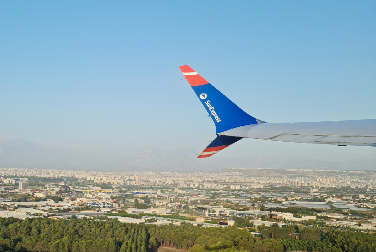 Летели рейсом Sun Express.