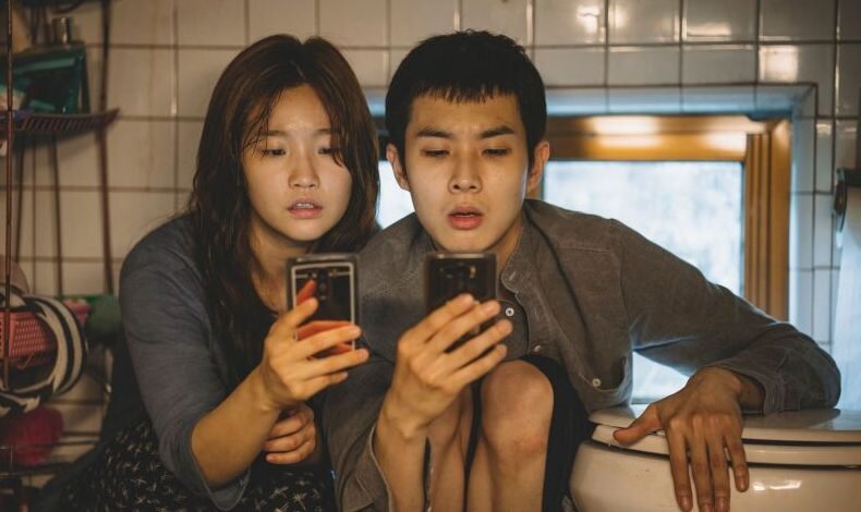 Кадр из фильма "Паразиты" 2019