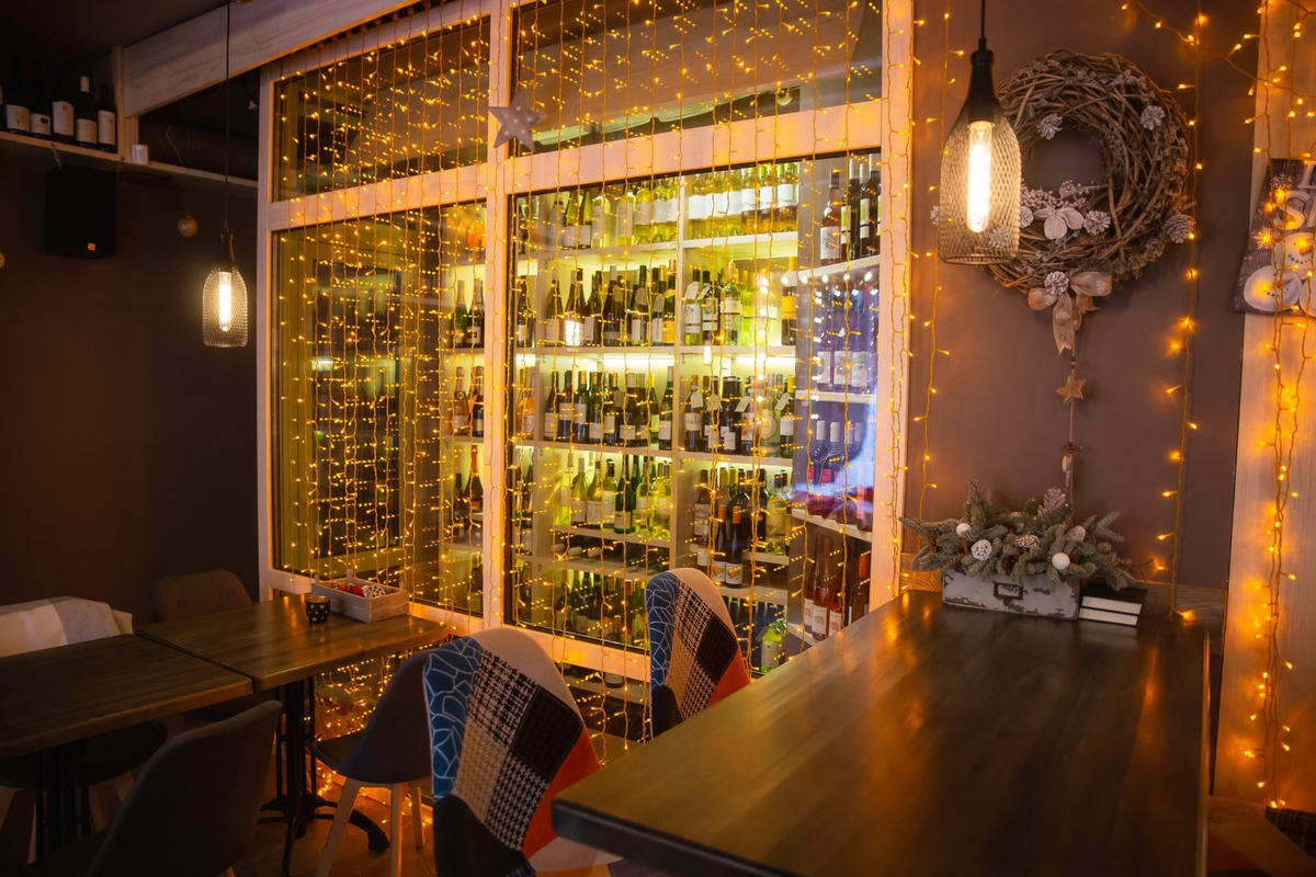 Local wine bar ул кирова 5а фото