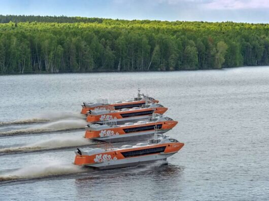    речное пассажирское судно на подводных крыльях "Валдай 45Р" // фото: ckbspk.ru