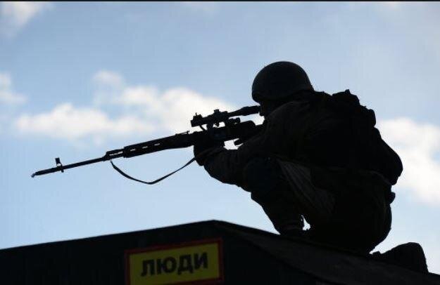   	  Инженеры российской компании ТПК «Аргус-НВ» создадут для оружия под брендом «ИнфраТех» дальномеры, делающие снайпера невидимым для противника.-2