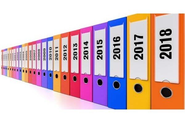 По мнению экспертов, Россия может быстрее западных стран внедрять новые технологии и переходить на новые системы электронного документооборота — потому что здесь они стали использоваться позже