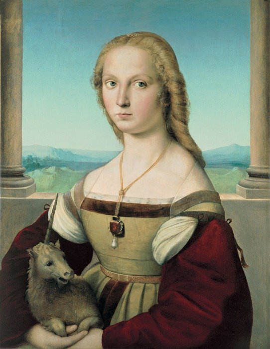 За более 500 лет существования эта картина Рафаэля Санти неоднократно меняла свой облик.
