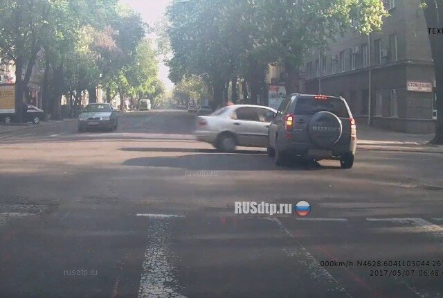 источник: http://rusdtp.ru/63222-kto-vinovat-v-dtp.html