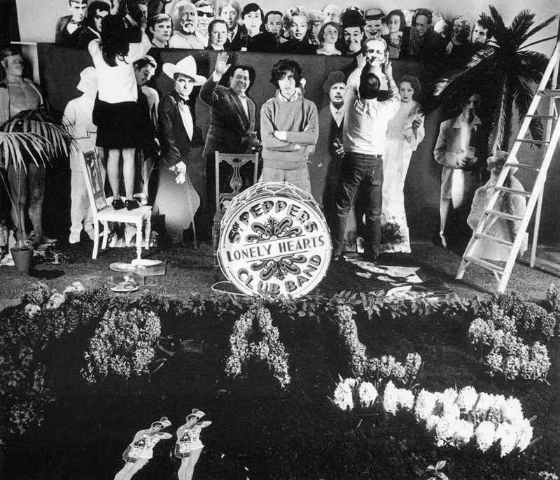 Подготовка к съёмке обложки альбома Sgt. Pepper's Lonely Hearts Club Band