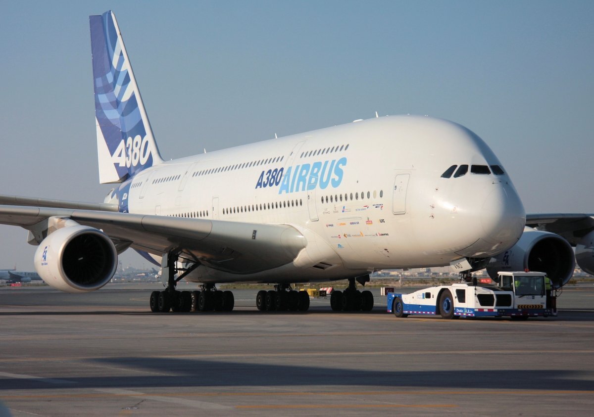 Аэробус А 380 новейший по уровню безопасности самолет