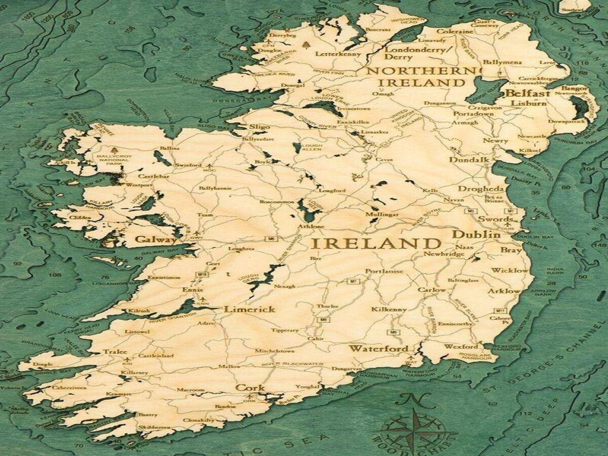 Ireland kingdoms. Карта Ирландии в средневековье. Карта Ирландии в 9 веке. Ирландия в 9 веке. Карта Ирландии в древности.