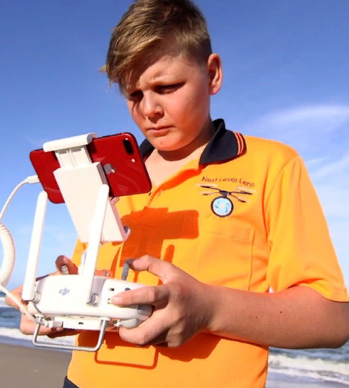 Как 13-летний австралиец превратил страсть возиться с машинами в бизнес по производству денег.