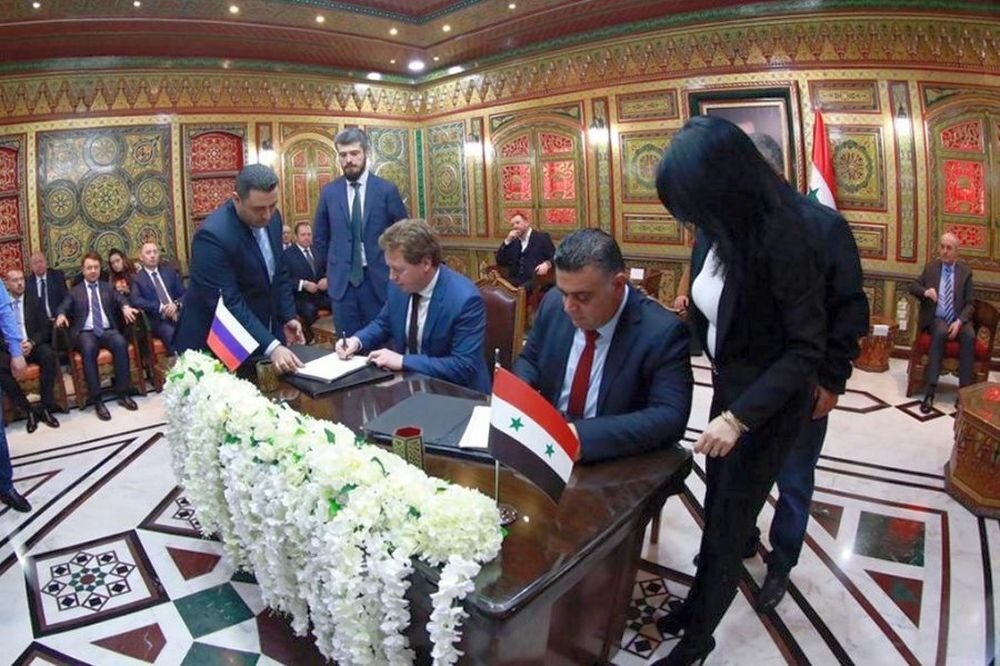 Подписание соглашения о сотрудничестве между Севастополем и Тартусом. Фото: sev.gov.ru 