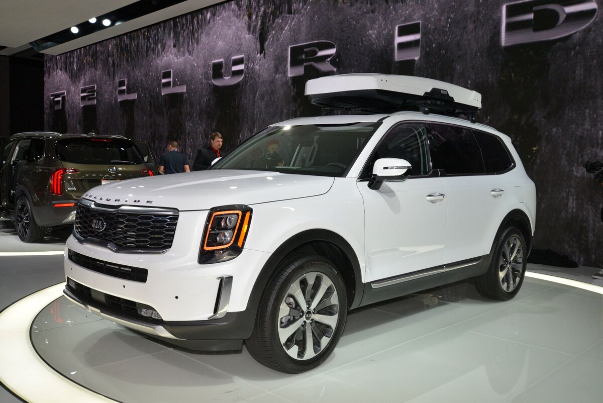 KIA Telluride.