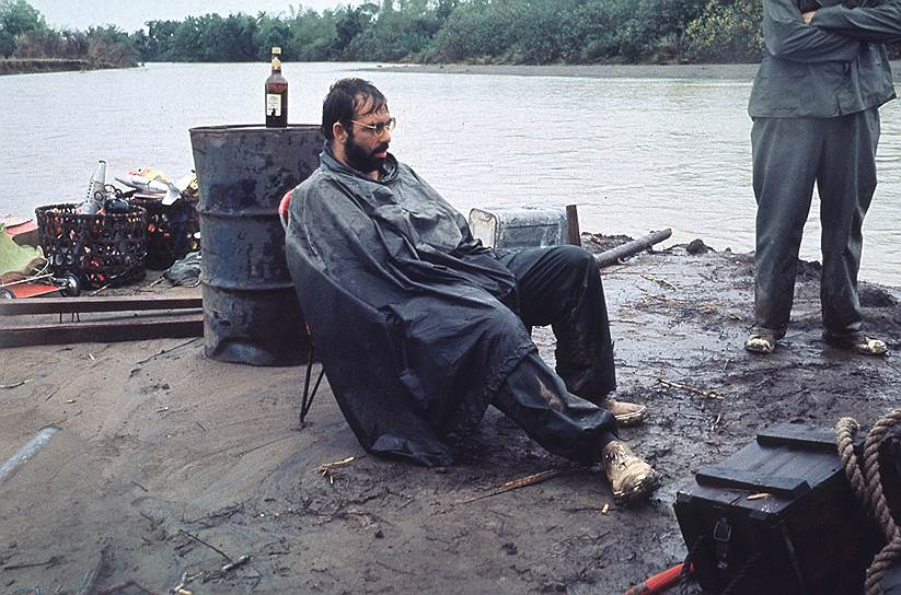 Фрэнсис Форд Коппола на съемках «Апокалипсиса сегодня», 1976