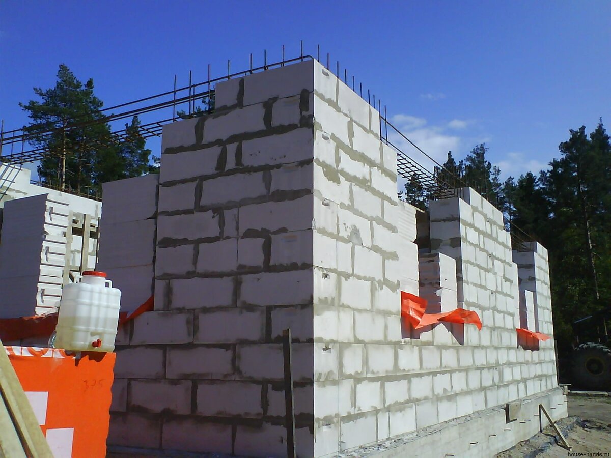 Технология кладки стен из газосиликатных блоков - технологии строительства коттеджей от «Миллениум»