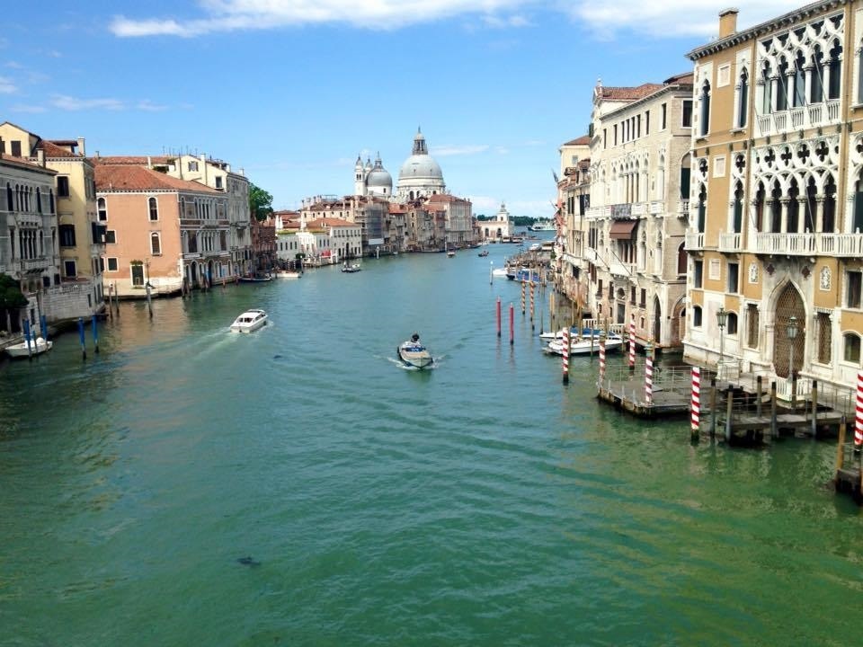 Не могу не поделиться фото из Венеции, круто, да?)