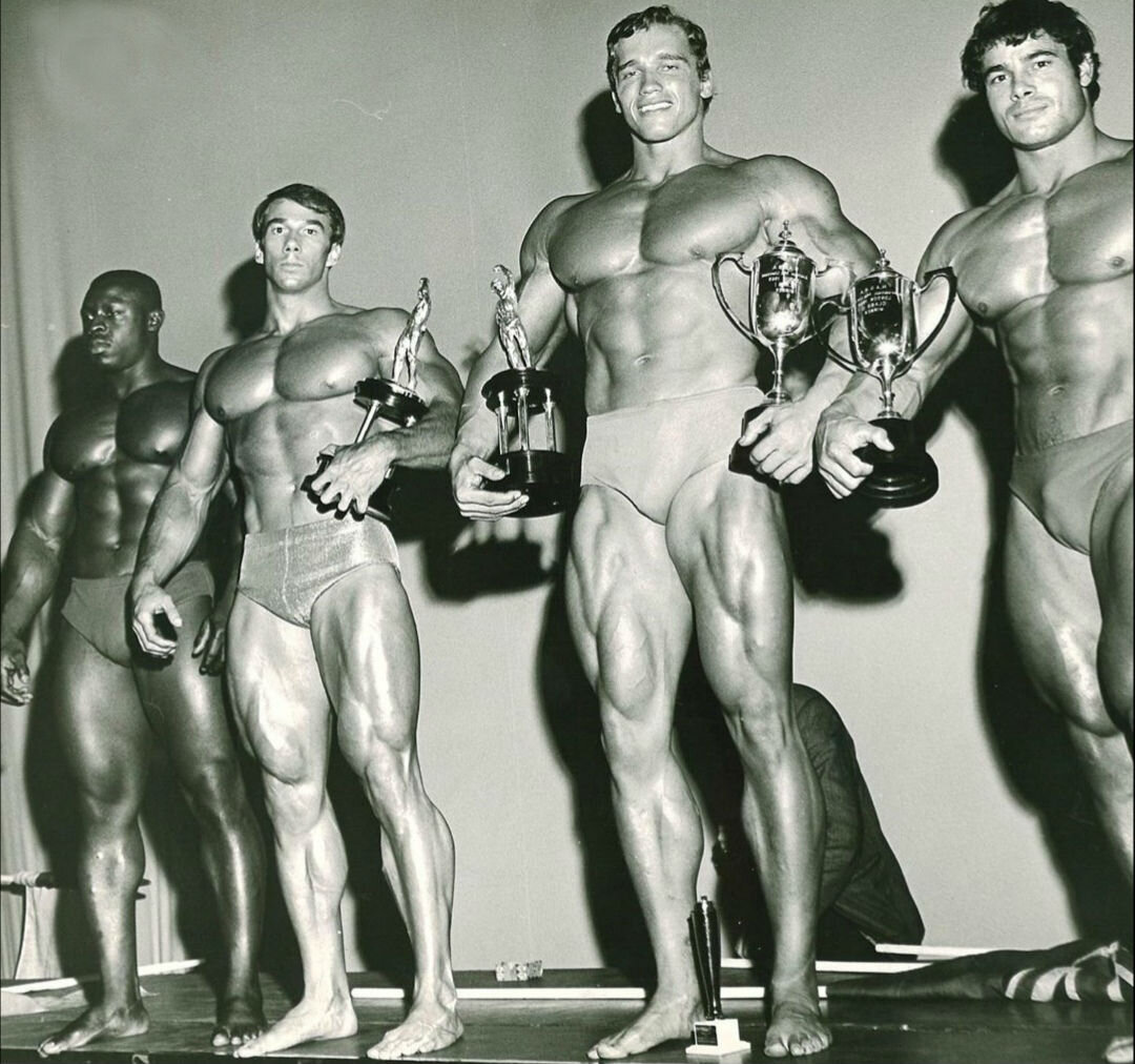 Арнольд Шварцнеггер чемпион . Красавчик)