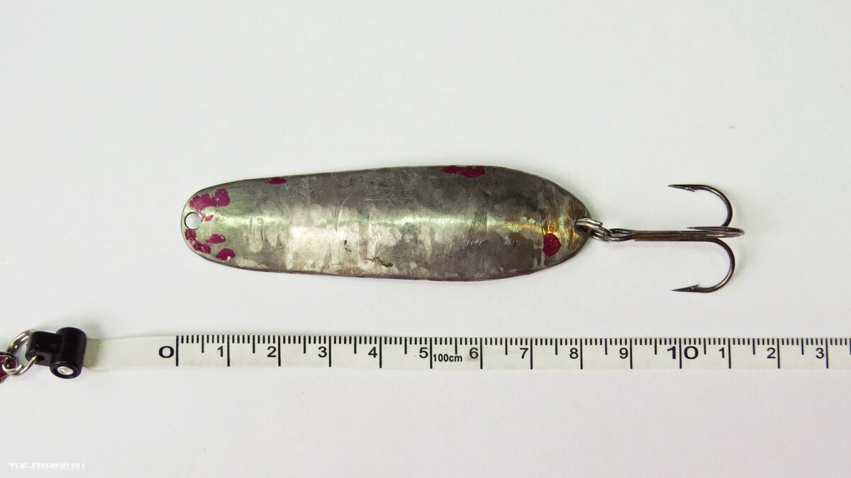 Простейшая вогнутая колеблющаяся блесна на щуку