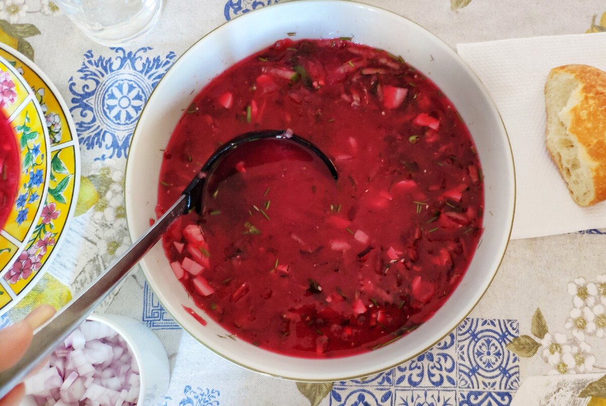 Первый раз приготовила мужу итальянцу холодный свекольник