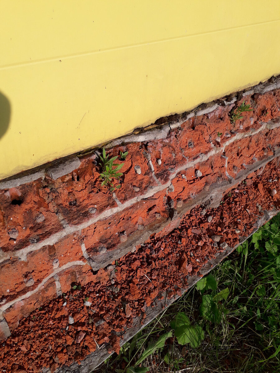 Так вот выглядет красный кирпич