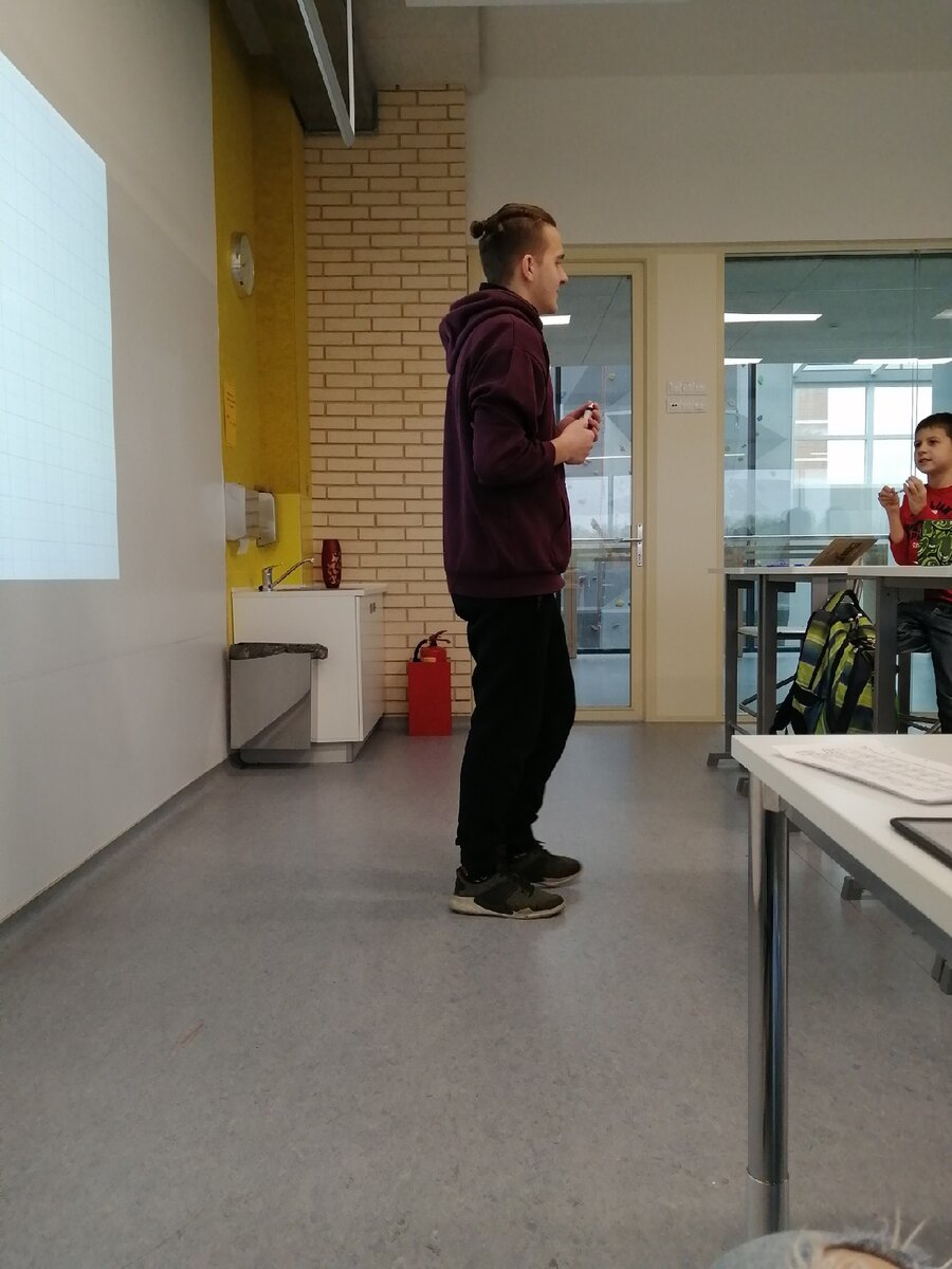 Занятия во время каникул в 548 школе