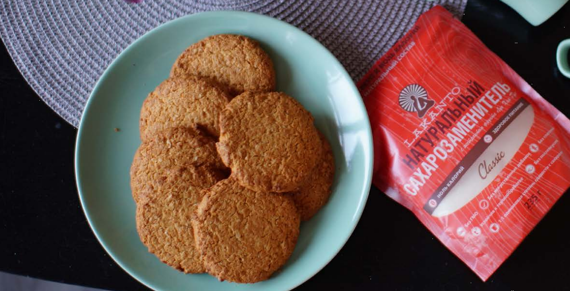 6 лучших рецептов овсяного печенья - Лайфхакер